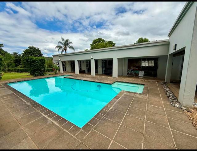 5 BEDROOM HOUSE FOR SALE IN FERNCLIFFE